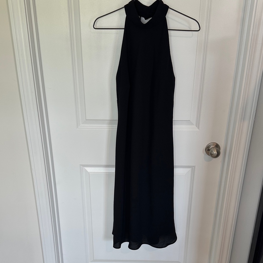 Jones Wear Classic Black Backless Dress